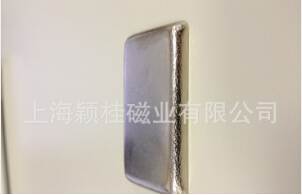 【單面磁鐵】折射效果主要由什么決定的？